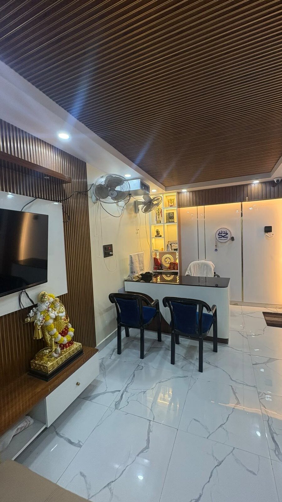 Reception area at Sports Zone LLP, Bailey Road, Rupaspur, Patna