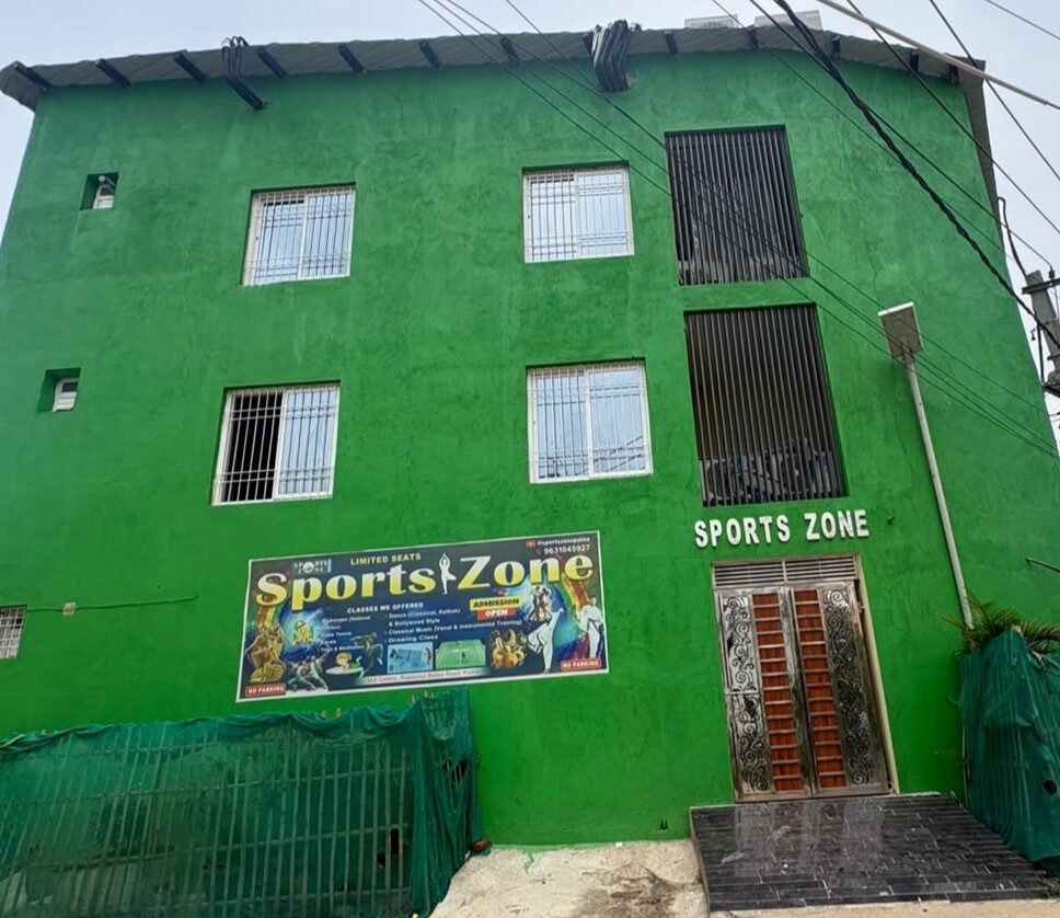 Sports Zone LLP main building on Bailey Road, Rupaspur, IAS Colony, Patna